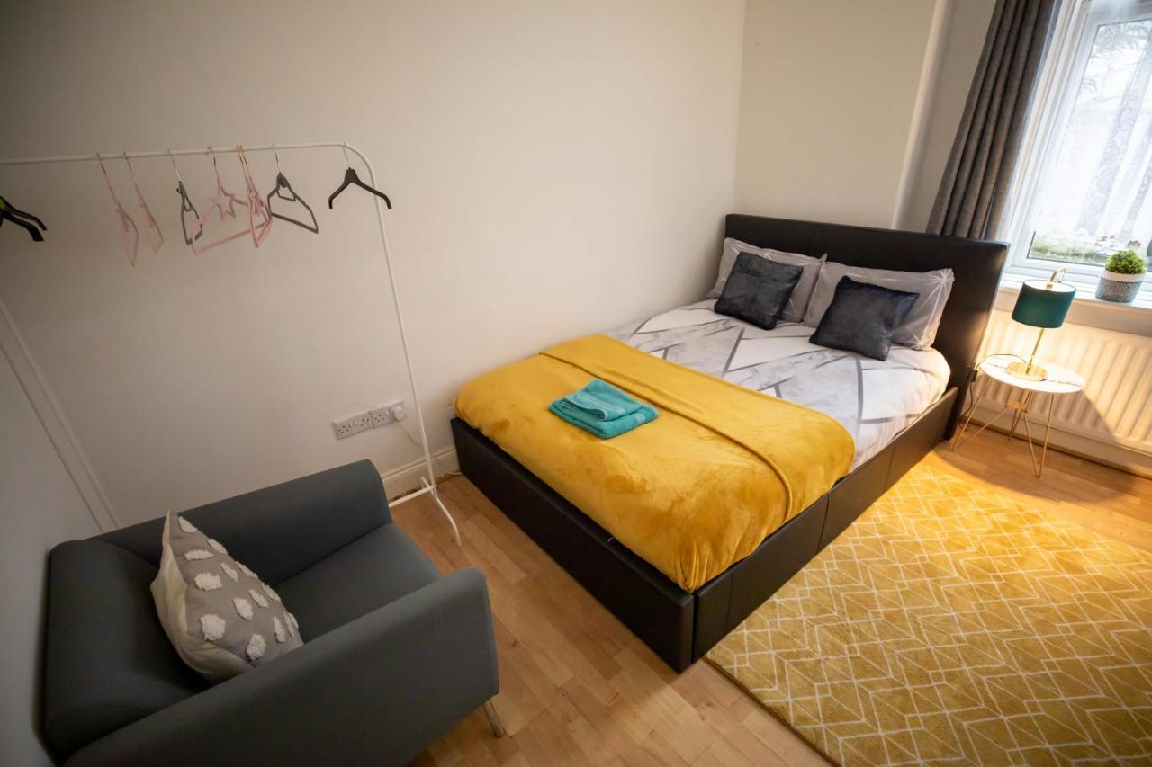 Sigmalife Apartment Нюкасъл ъпон Тайн Екстериор снимка